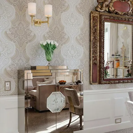 Hotel D'angleterre 5*